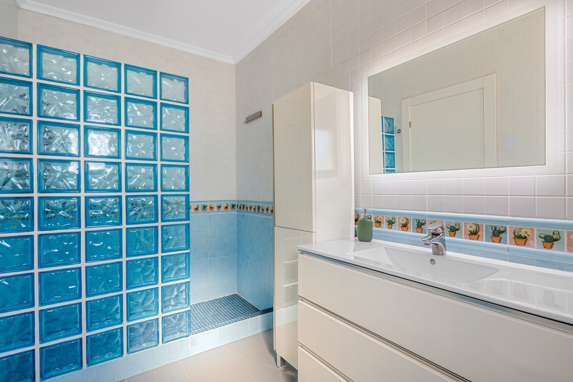 Sale - Detached Villa -
San Miguel de Salinas - Costa Blanca
