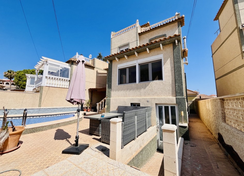 Sale - Detached Villa -
San Miguel de Salinas