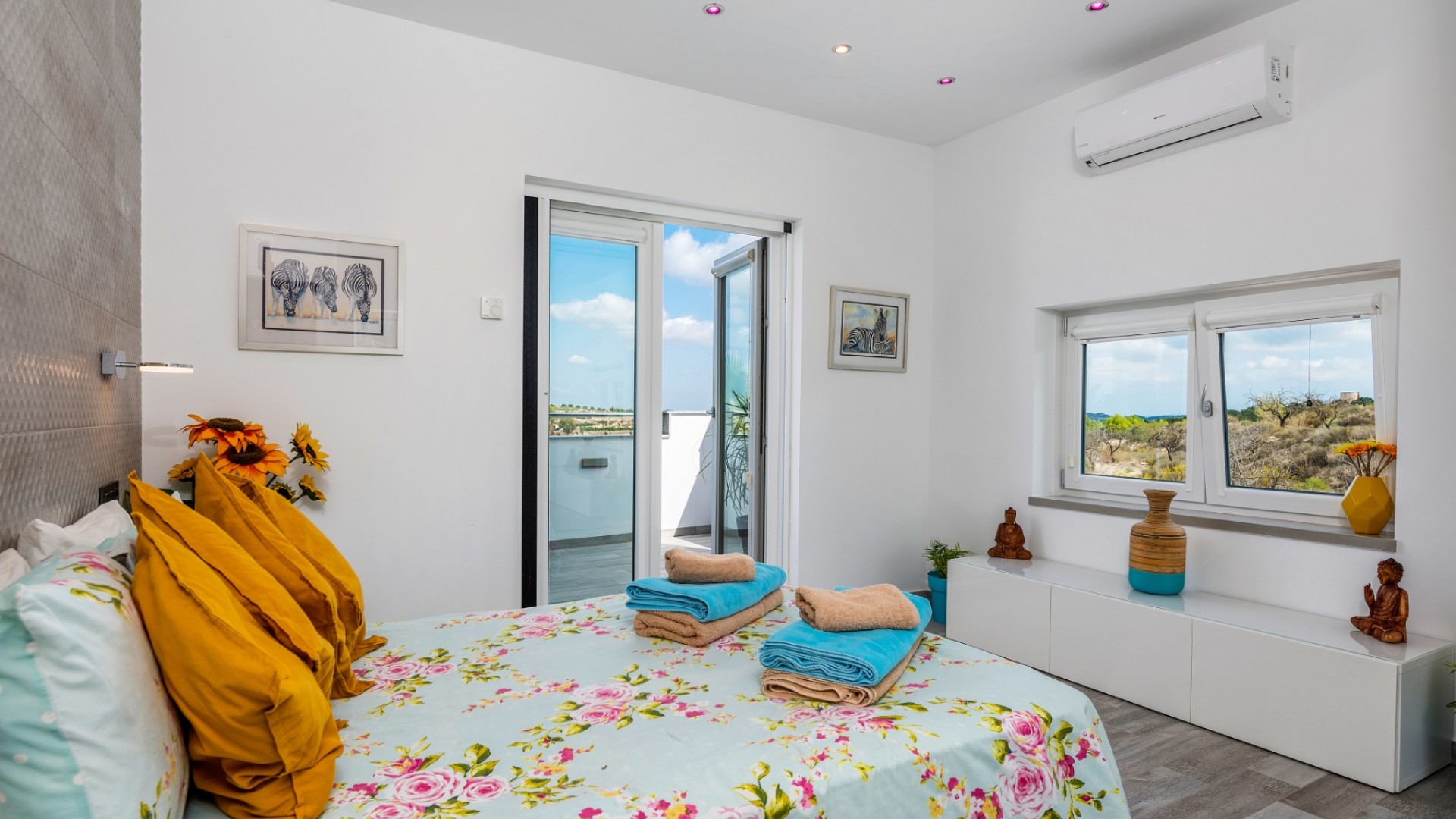 Sale - Detached Villa -
San Miguel de Salinas