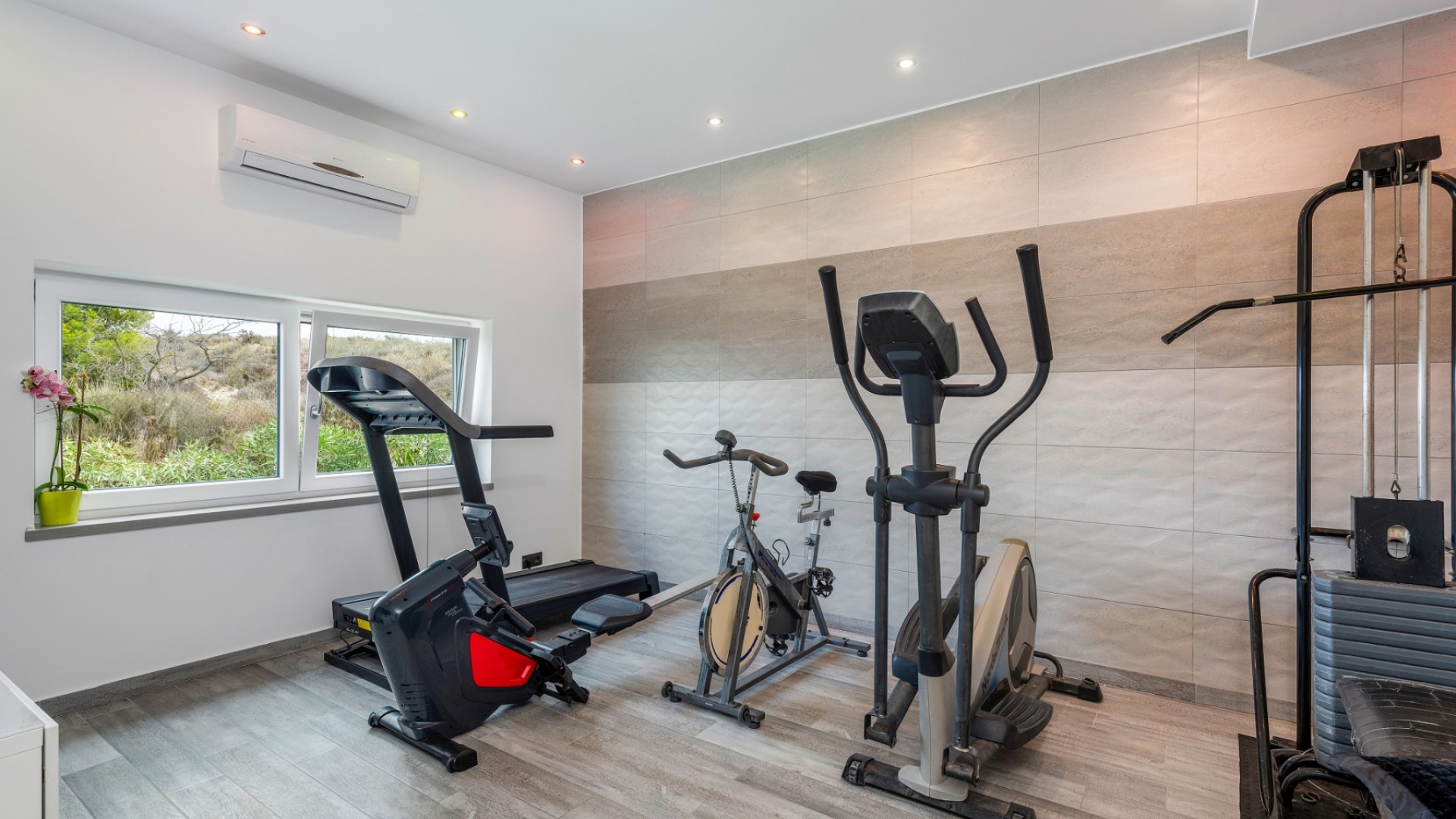 Sale - Detached Villa -
San Miguel de Salinas