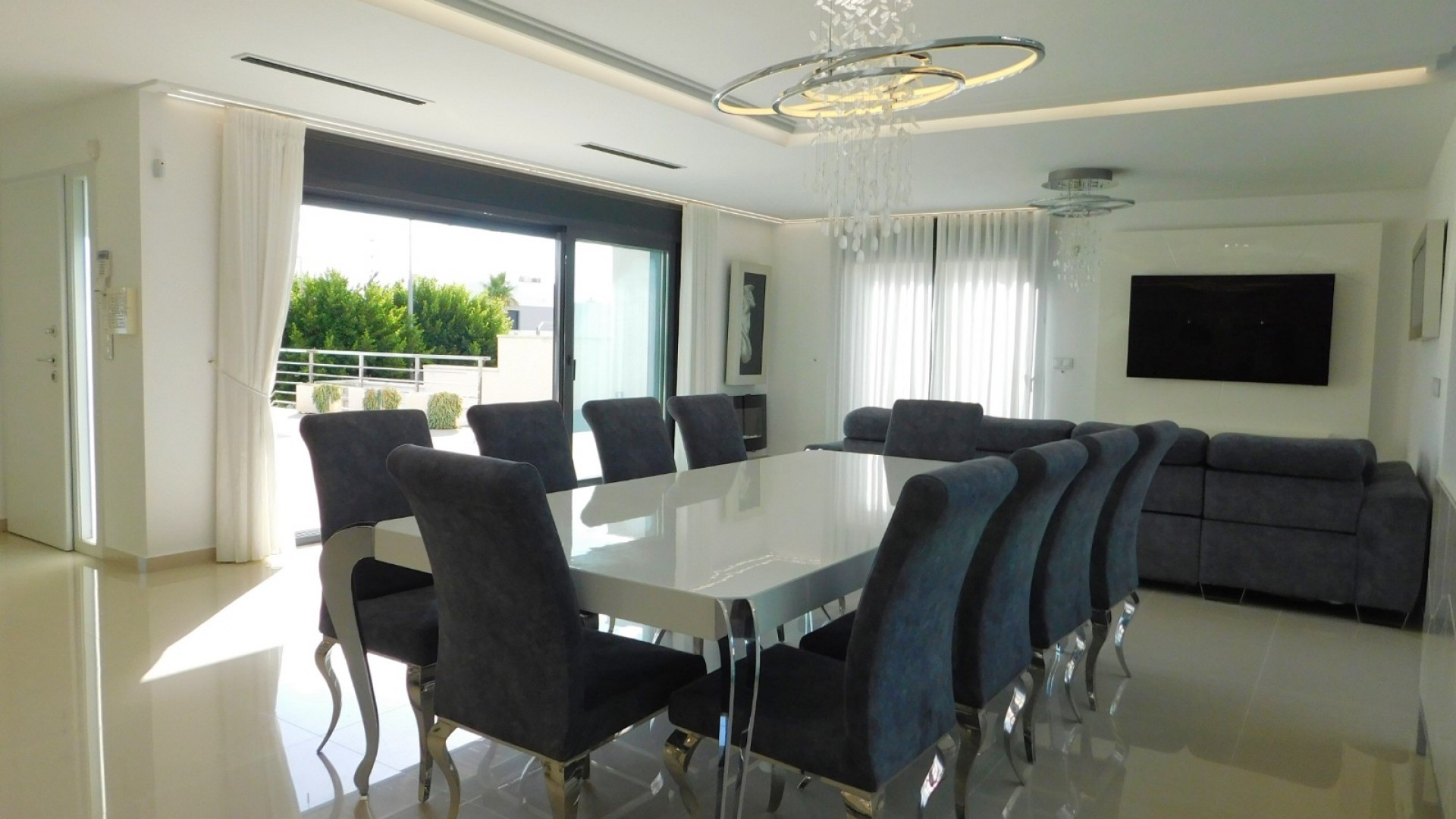 Sale - Detached Villa -
San Miguel de Salinas