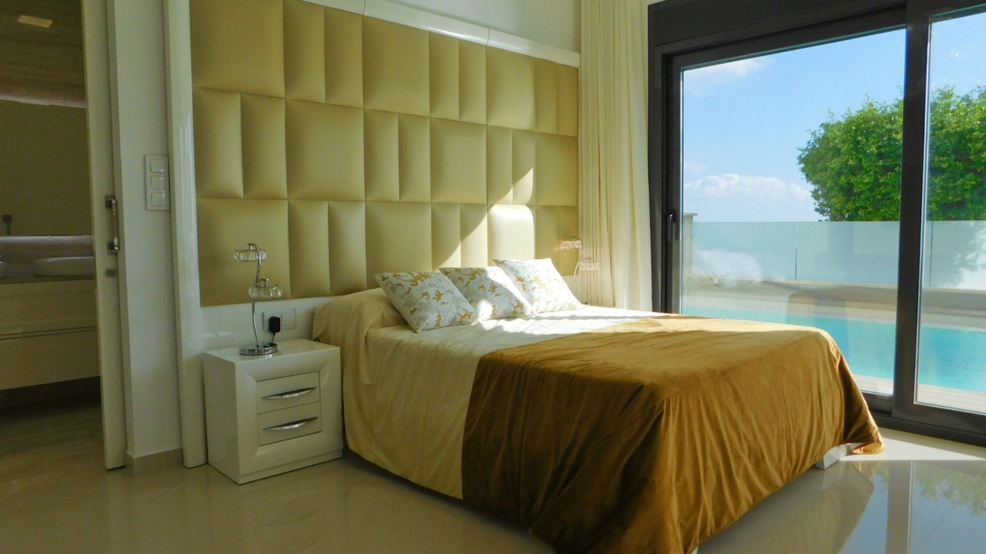 Sale - Detached Villa -
San Miguel de Salinas