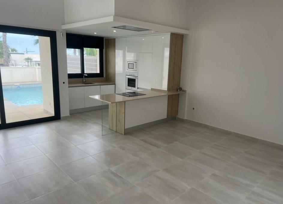 Sale - Detached Villa -
San Miguel de Salinas