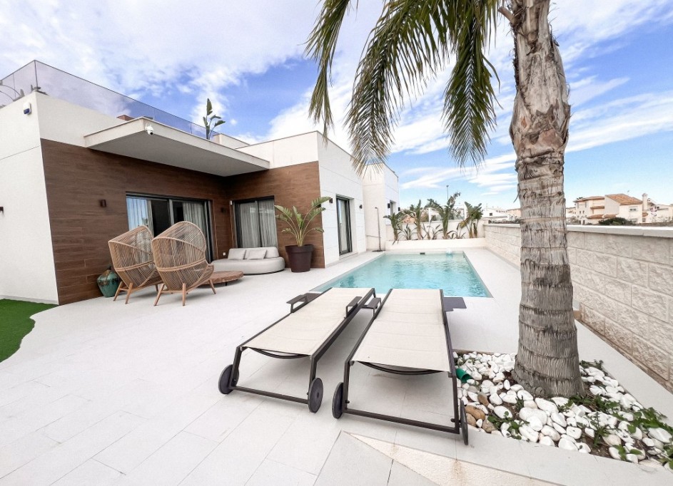 Sale - Detached Villa -
San Miguel de Salinas