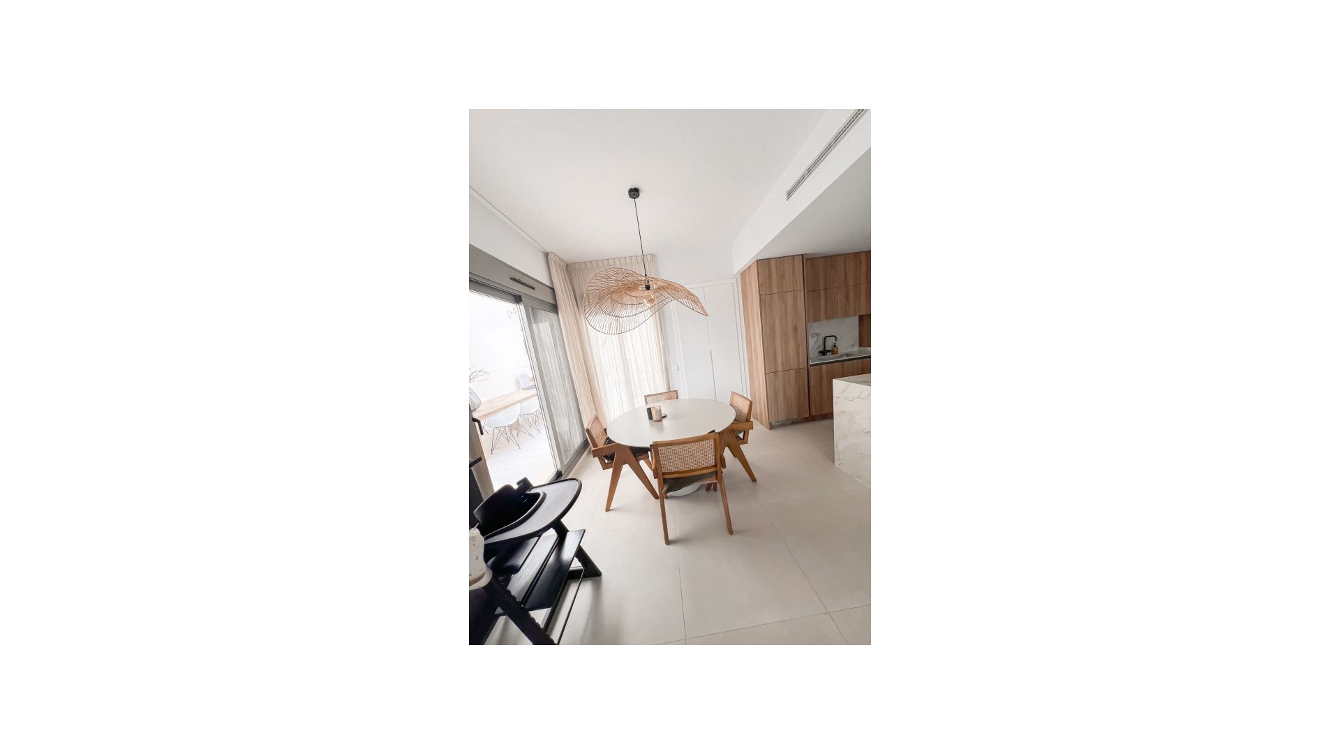 Sale - Detached Villa -
San Miguel de Salinas