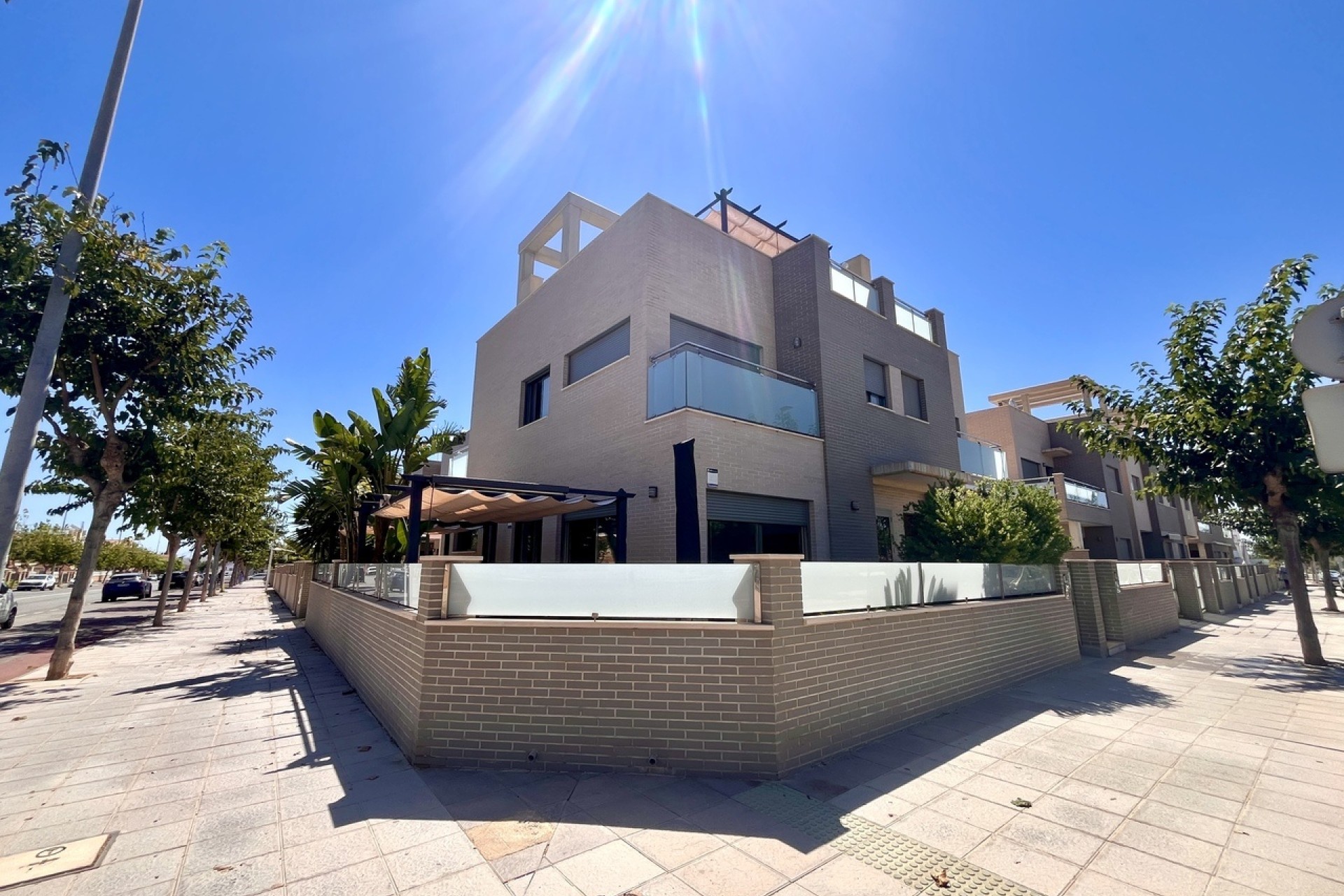 Sale - Detached Villa -
Torre de la Horadada - Costa Blanca