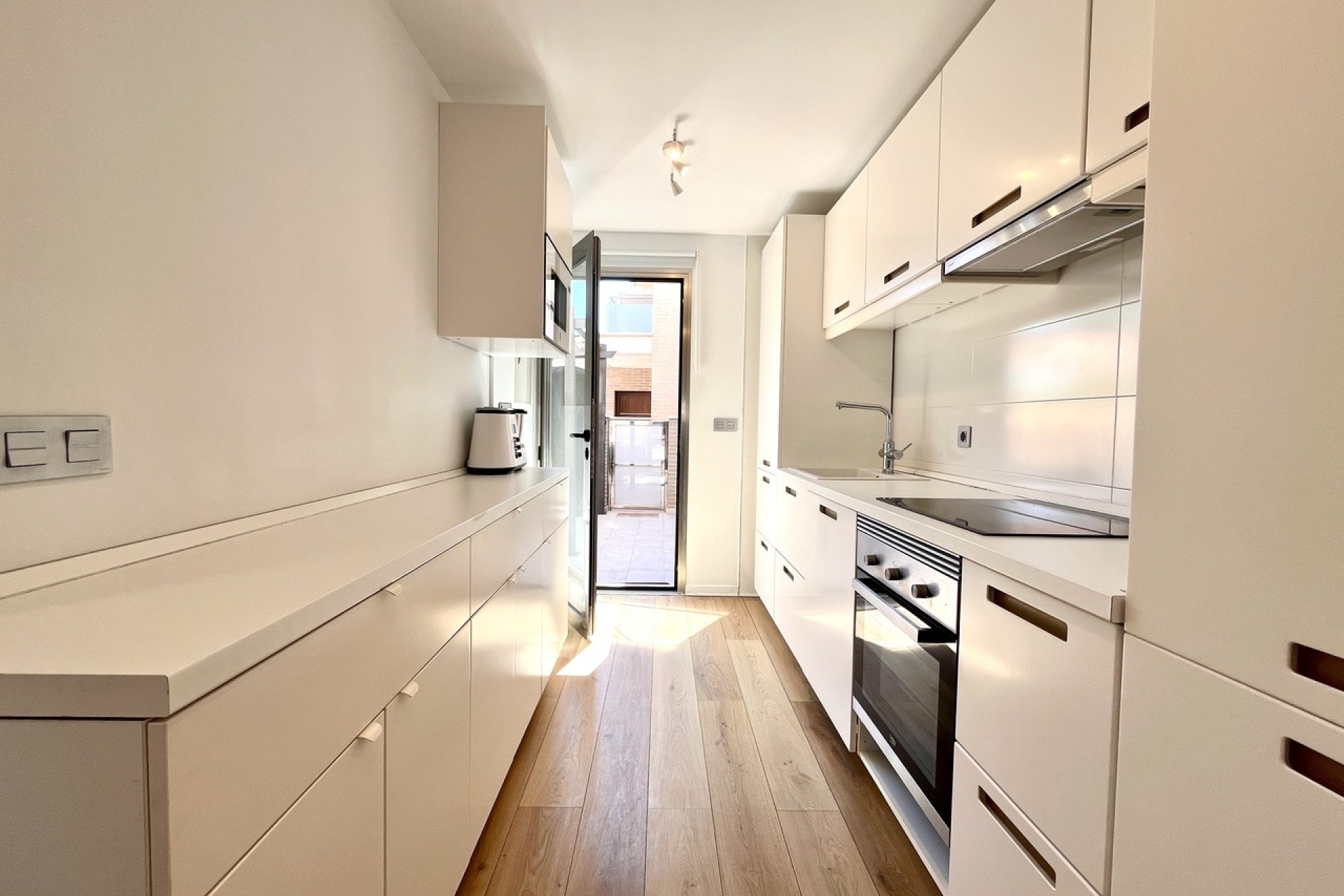 Sale - Detached Villa -
Torre de la Horadada - Costa Blanca