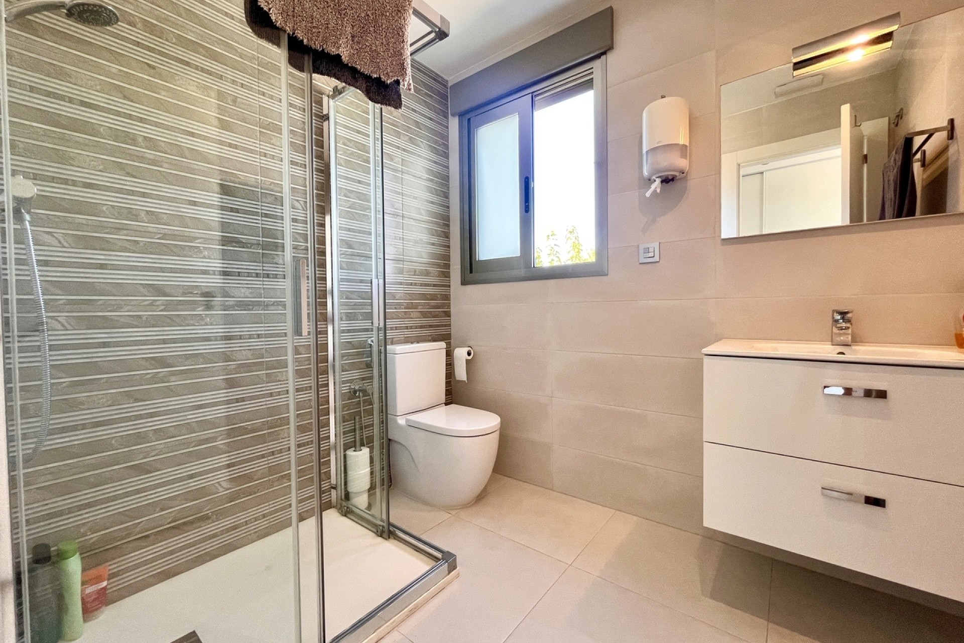 Sale - Detached Villa -
Torre de la Horadada - Costa Blanca