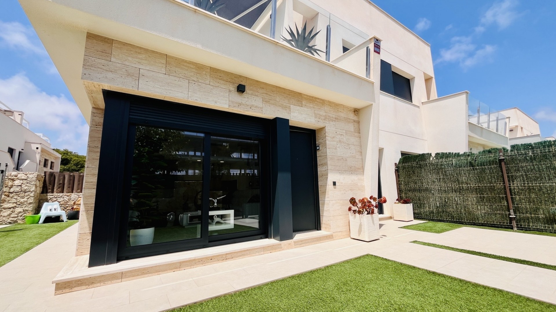 Sale - Detached Villa -
Torre de la Horadada