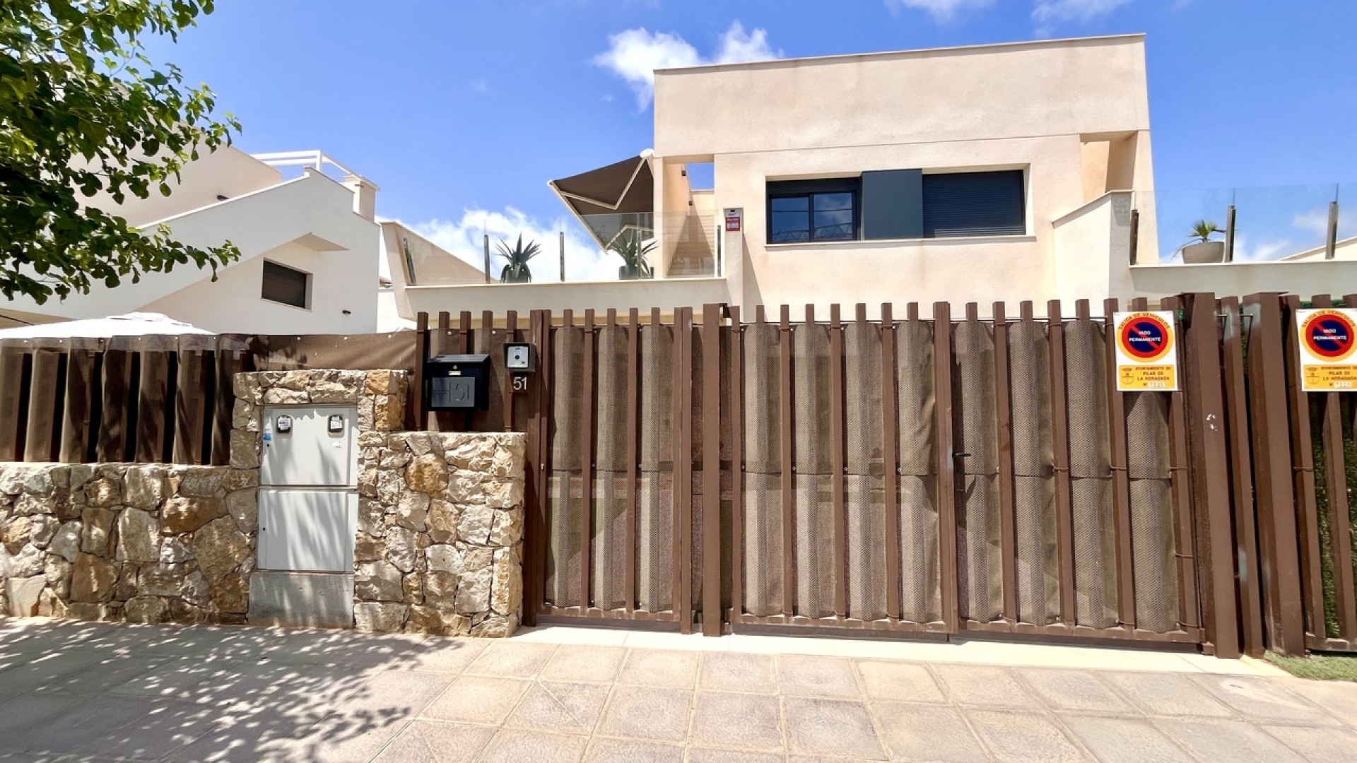 Sale - Detached Villa -
Torre de la Horadada