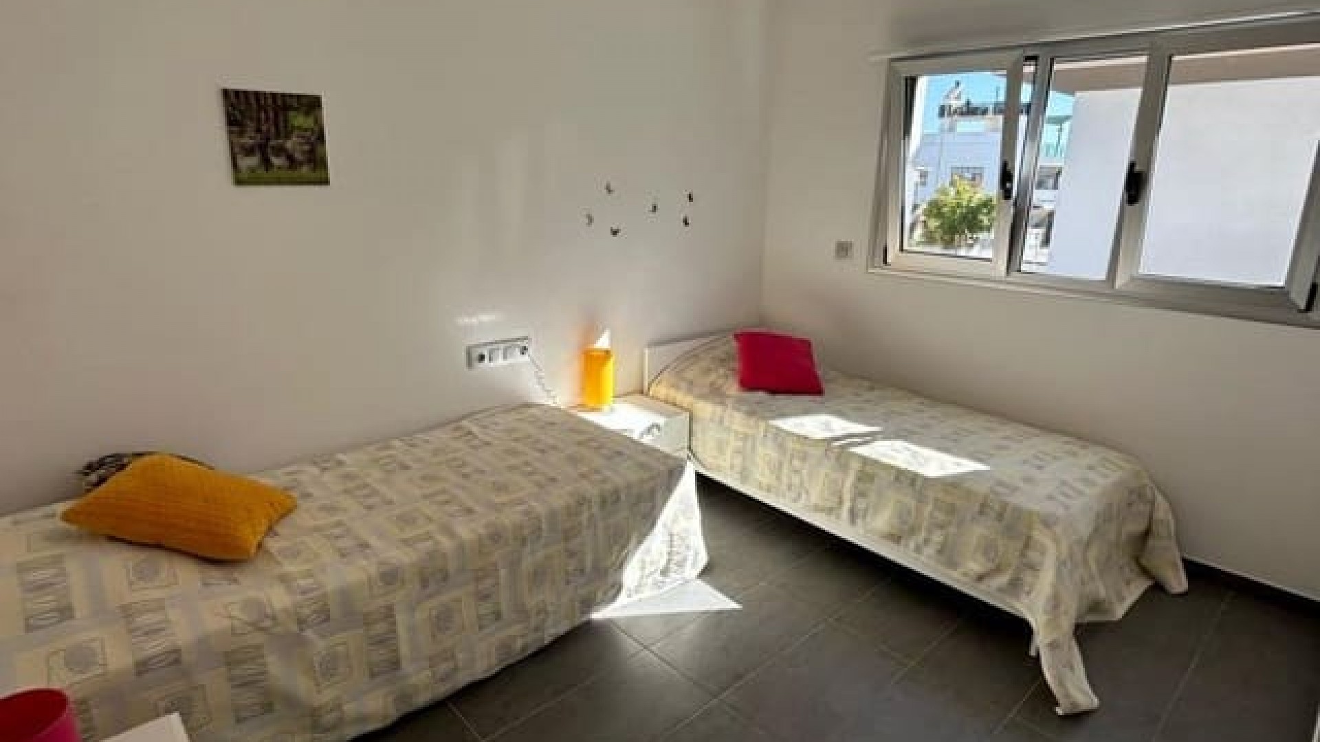 Sale - Detached Villa -
Torre de la Horadada