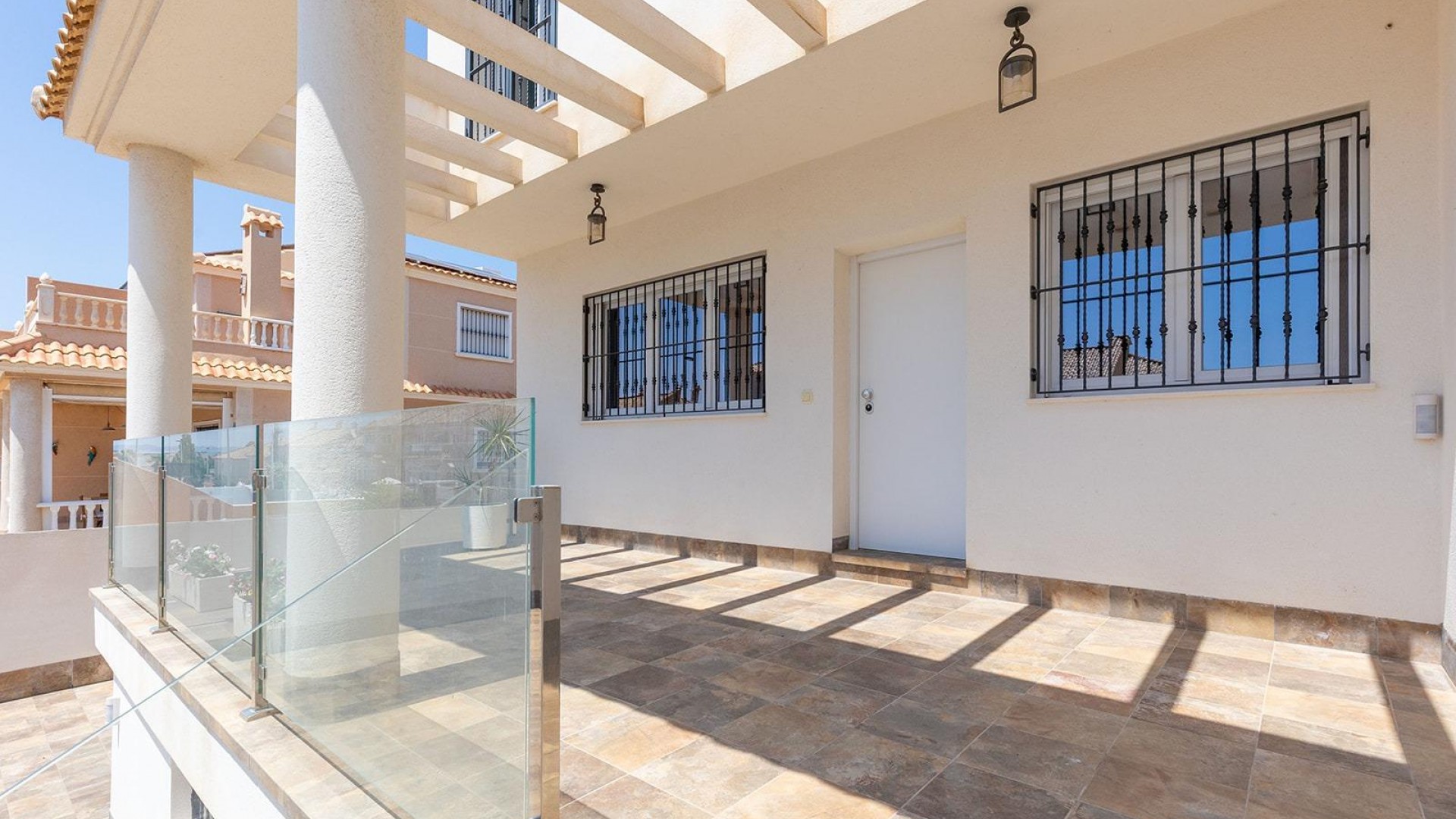 Sale - Detached Villa -
Torrevieja - Aguas Nuevas