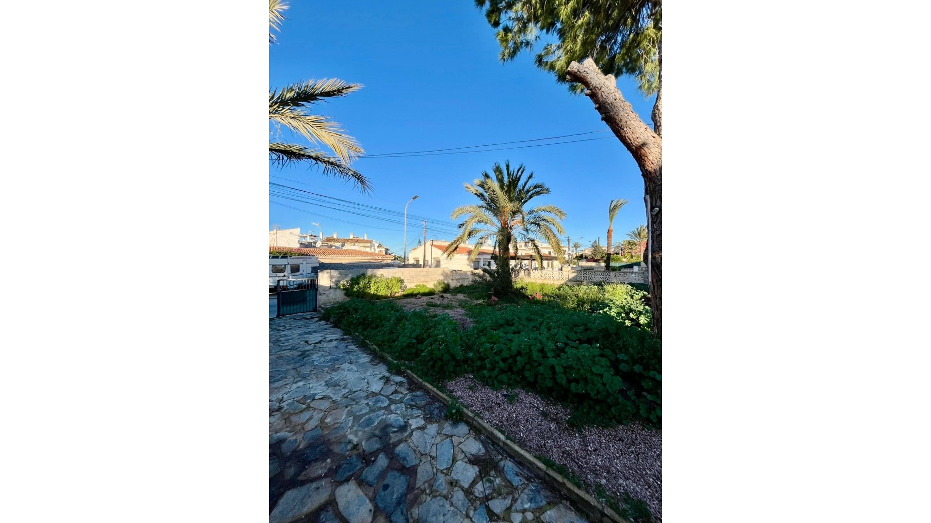 Sale - Detached Villa -
Torrevieja - Aguas Nuevas