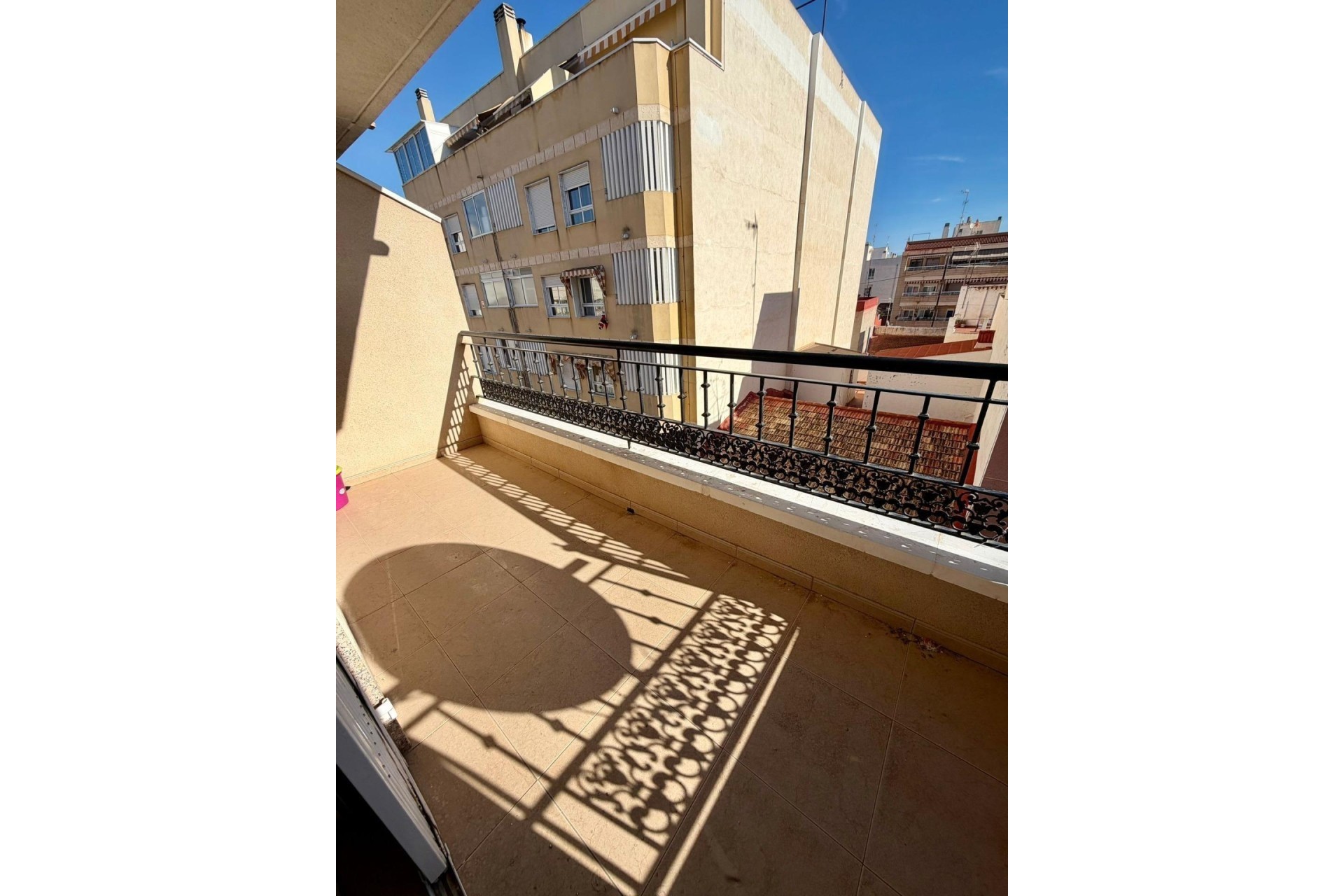 Sale - Detached Villa -
Torrevieja - Center