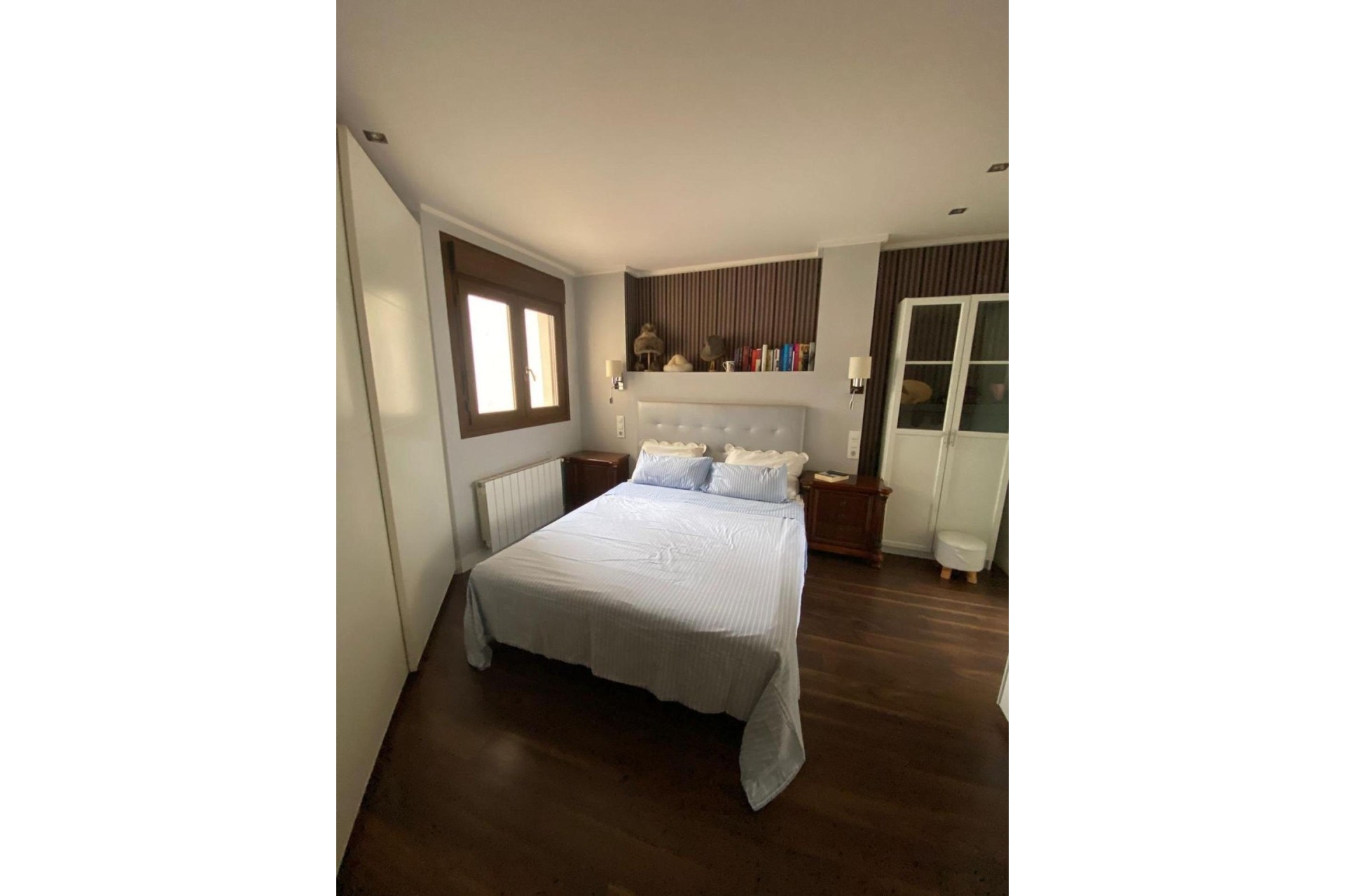 Sale - Detached Villa -
Torrevieja - Centro - Muelle Pesquero