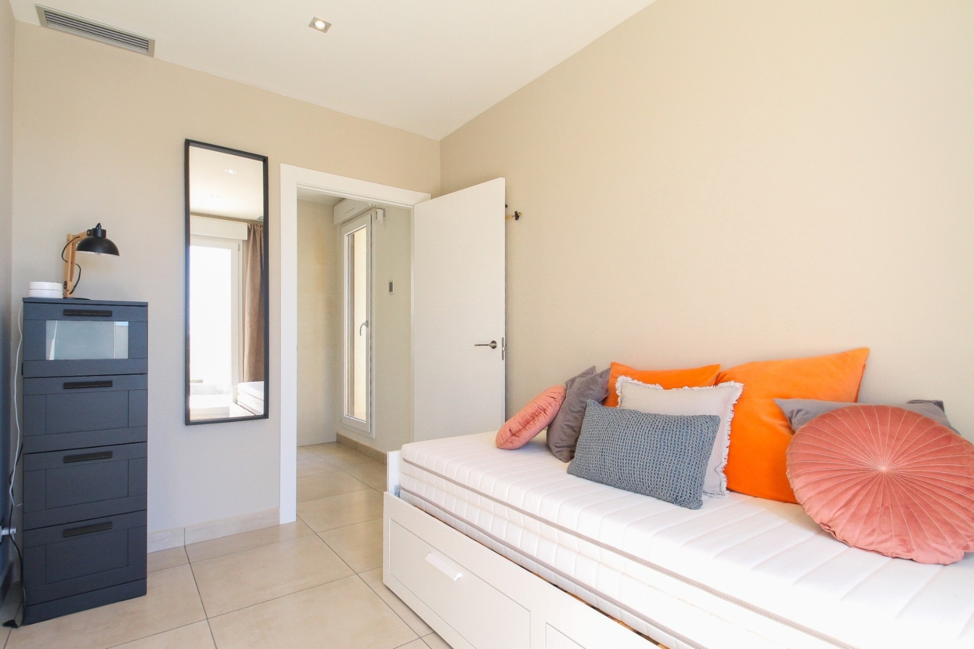 Sale - Detached Villa -
Torrevieja - Costa Blanca
