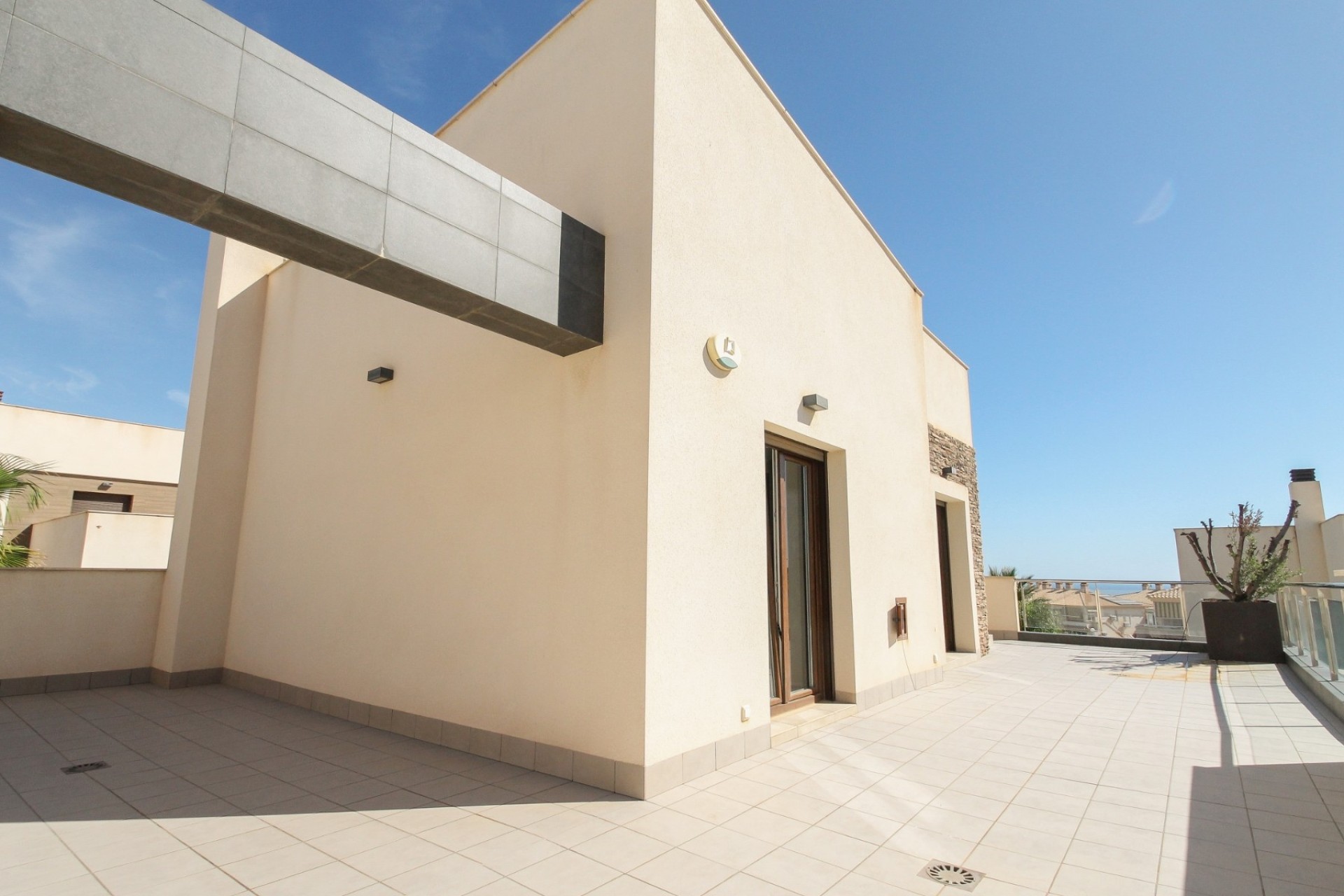 Sale - Detached Villa -
Torrevieja - Costa Blanca