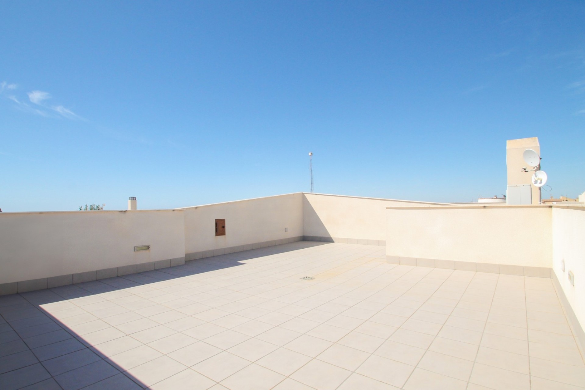 Sale - Detached Villa -
Torrevieja - Costa Blanca