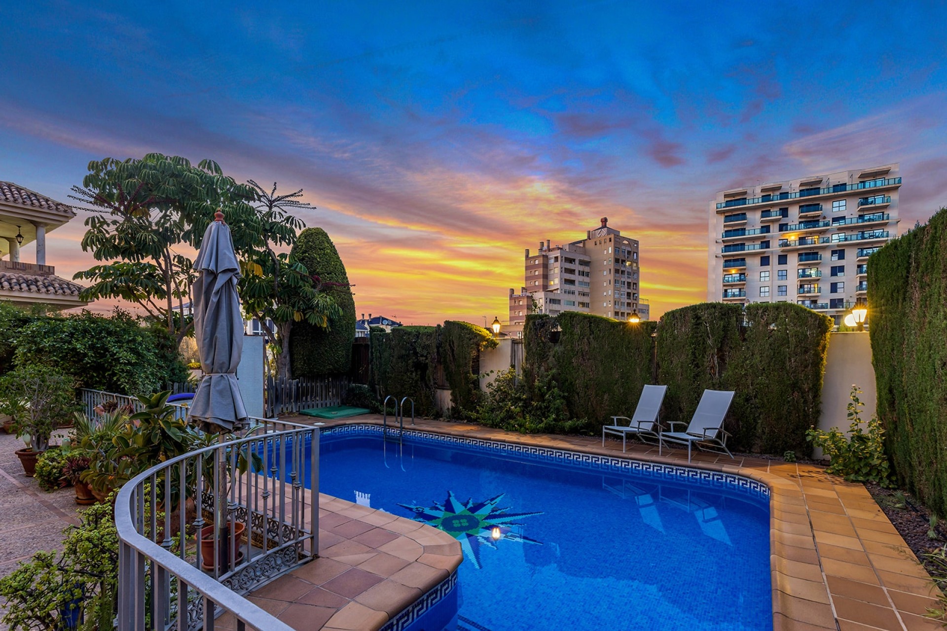 Sale - Detached Villa -
Torrevieja - Costa Blanca