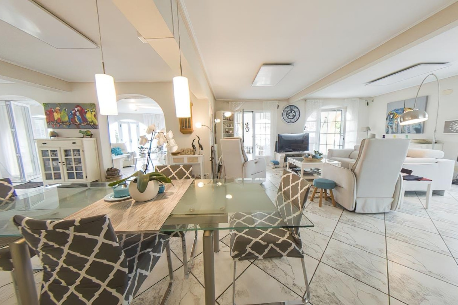 Sale - Detached Villa -
Torrevieja - Costa Blanca