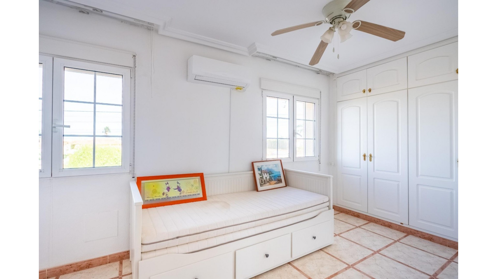 Sale - Detached Villa -
Torrevieja - El chaparral