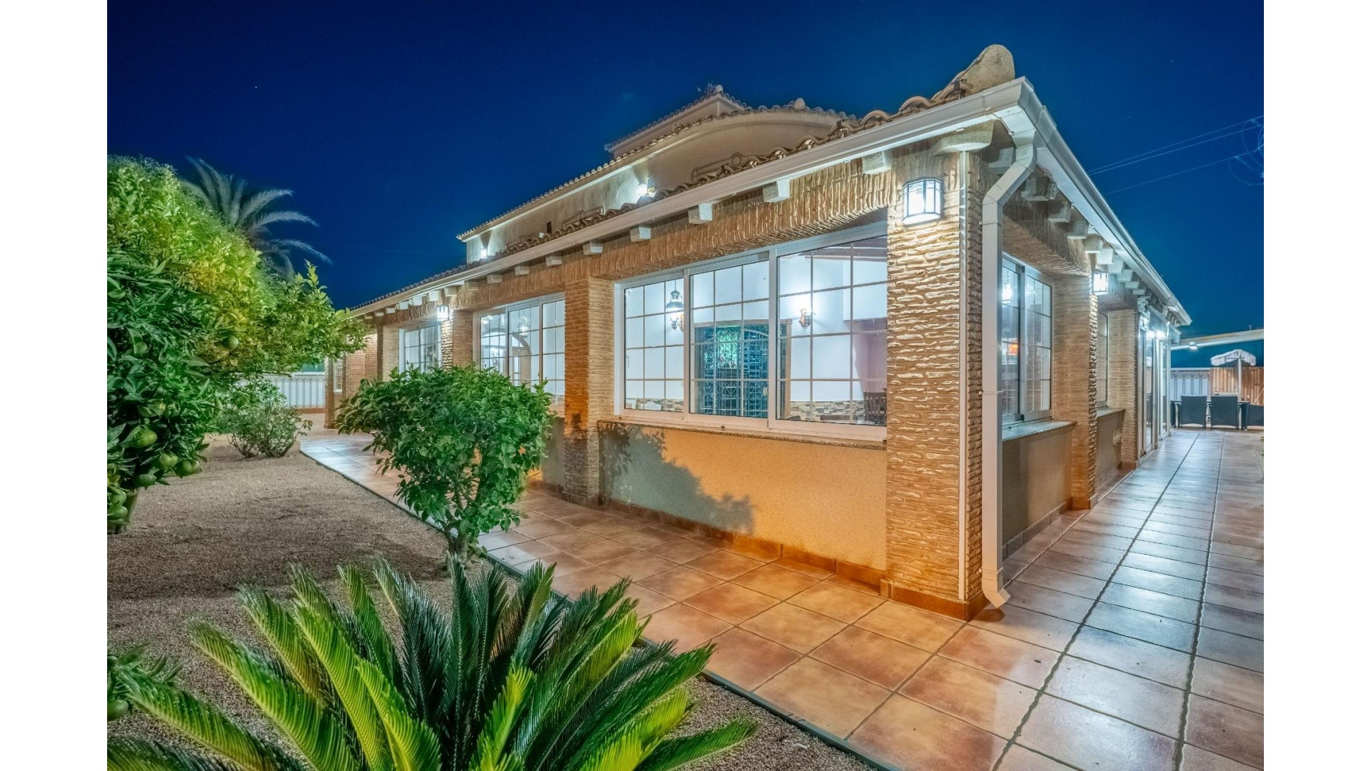 Sale - Detached Villa -
Torrevieja - El chaparral