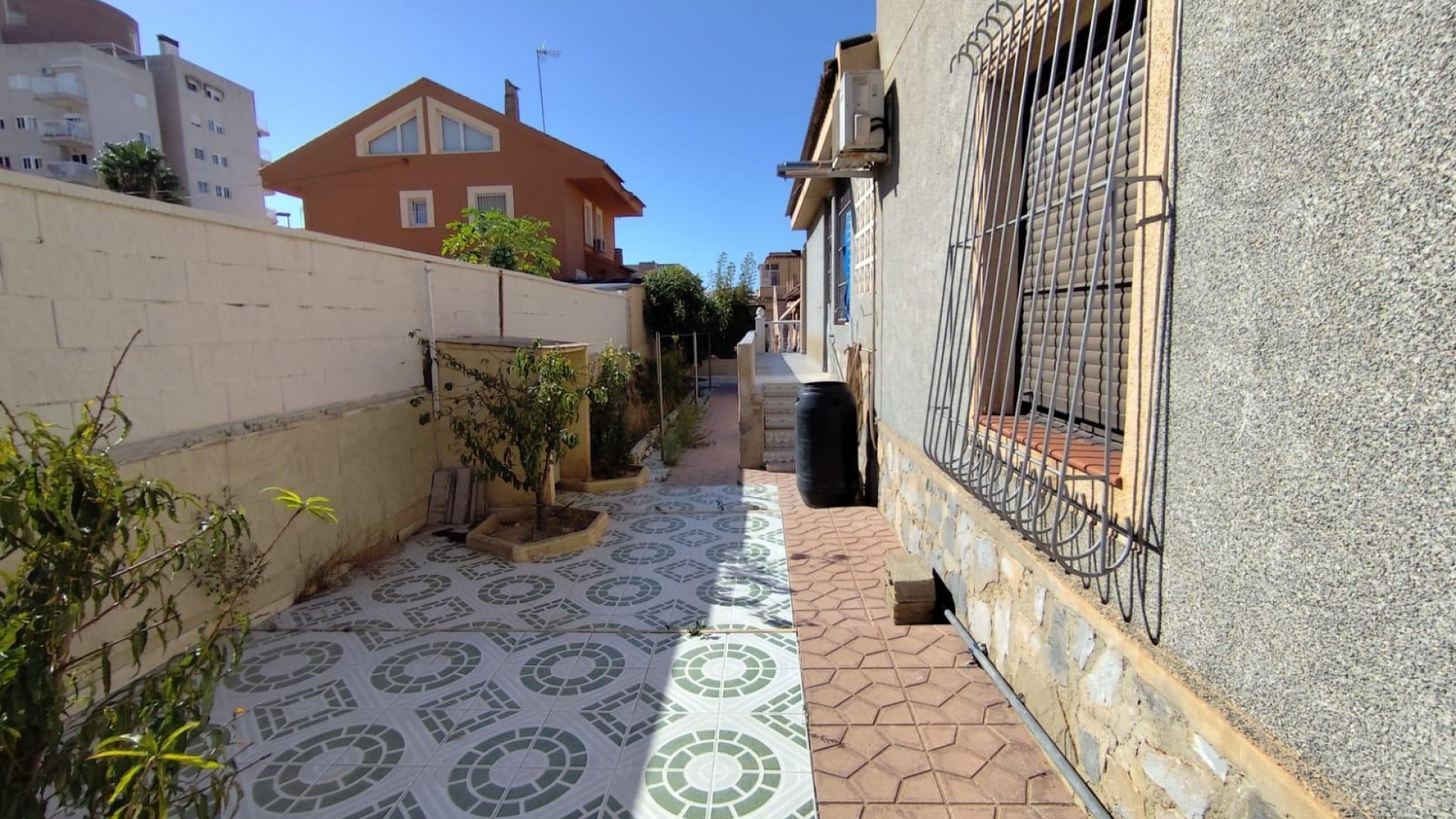 Sale - Detached Villa -
Torrevieja - Estacion de autobuses