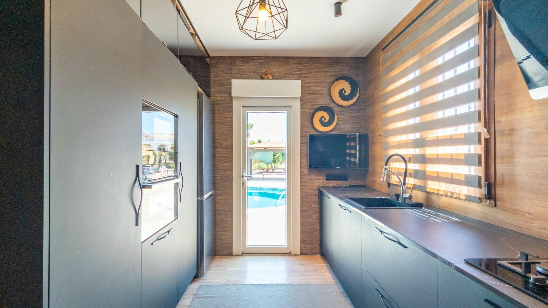 Sale - Detached Villa -
Torrevieja - La Siesta - El Salado - Torreta