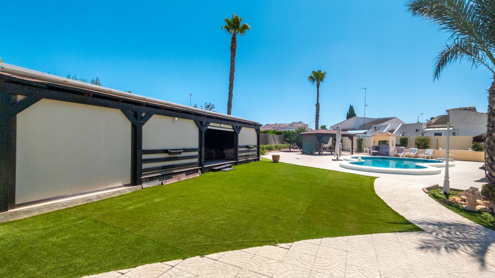 Sale - Detached Villa -
Torrevieja - La Siesta - El Salado - Torreta