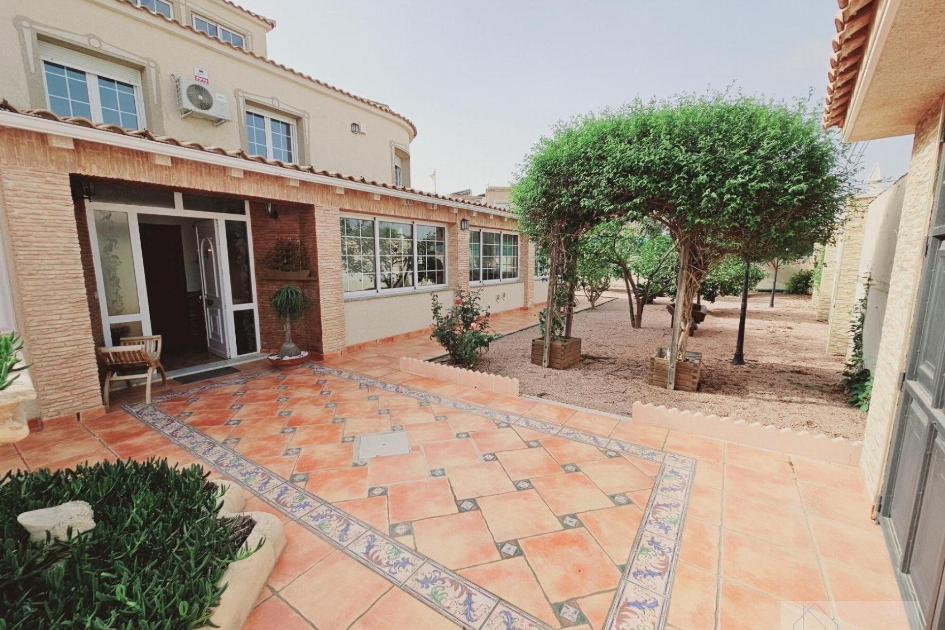 Sale - Detached Villa -
Torrevieja - La Siesta - El Salado - Torreta
