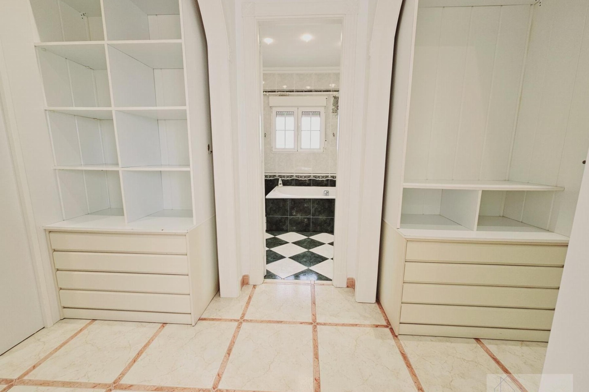 Sale - Detached Villa -
Torrevieja - La Siesta - El Salado - Torreta