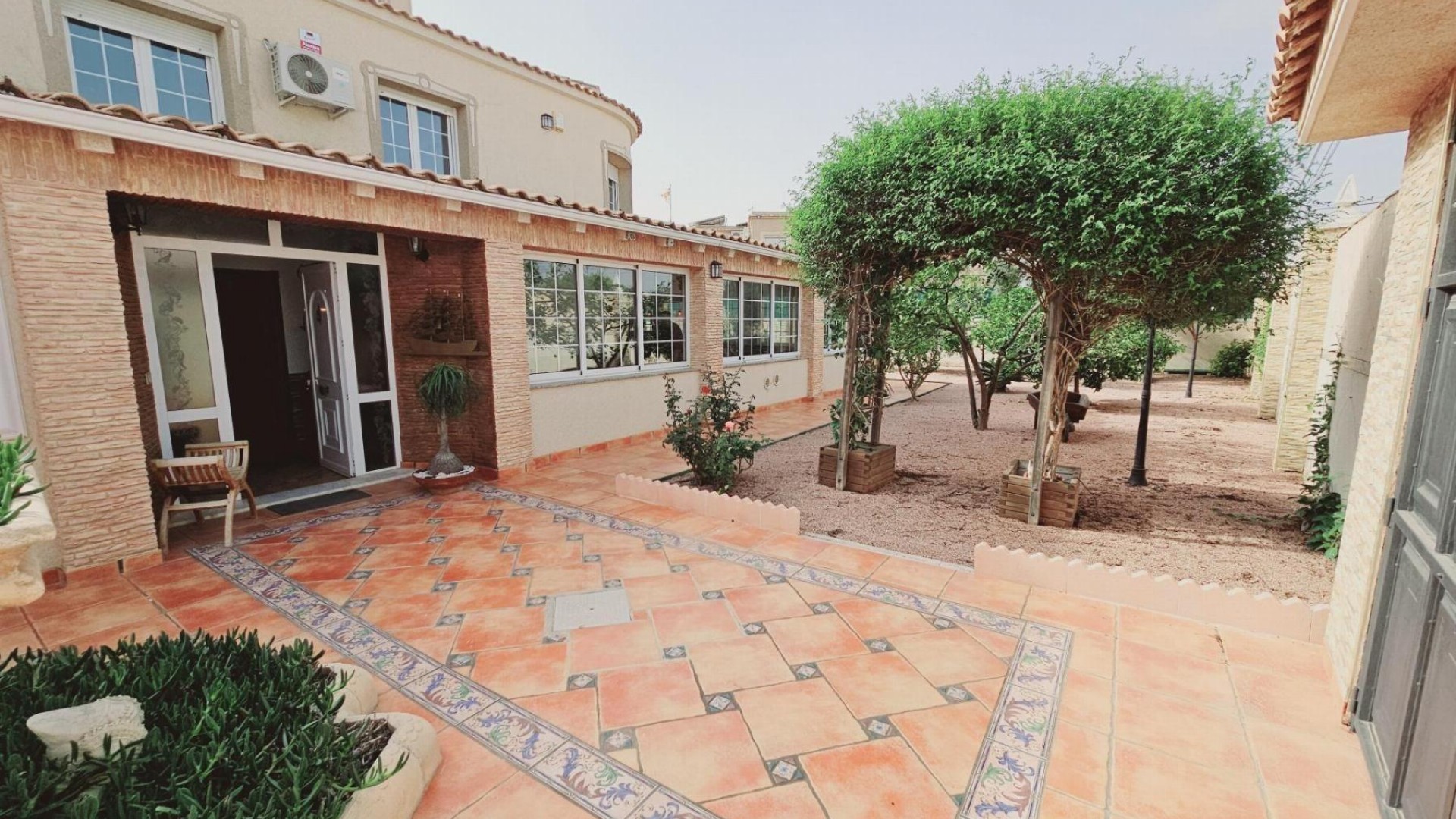 Sale - Detached Villa -
Torrevieja - La Siesta - El Salado - Torreta