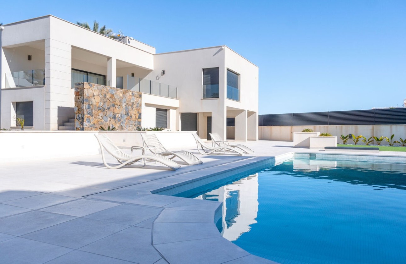 Sale - Detached Villa -
Torrevieja - La Valeta