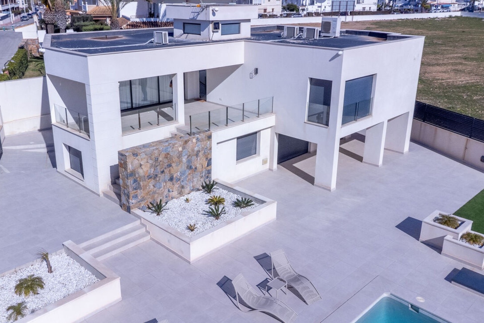 Sale - Detached Villa -
Torrevieja - La Valeta