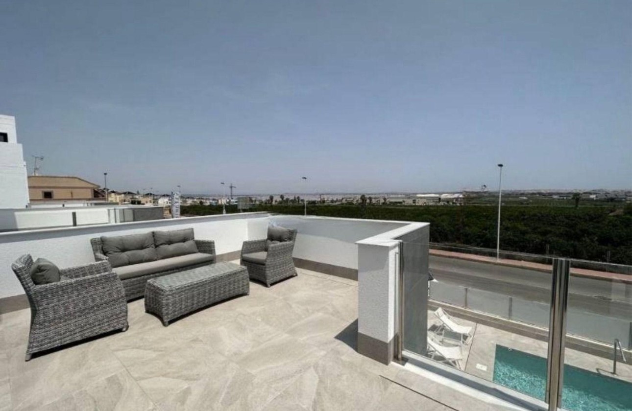 Sale - Detached Villa -
Torrevieja - Los Balcones