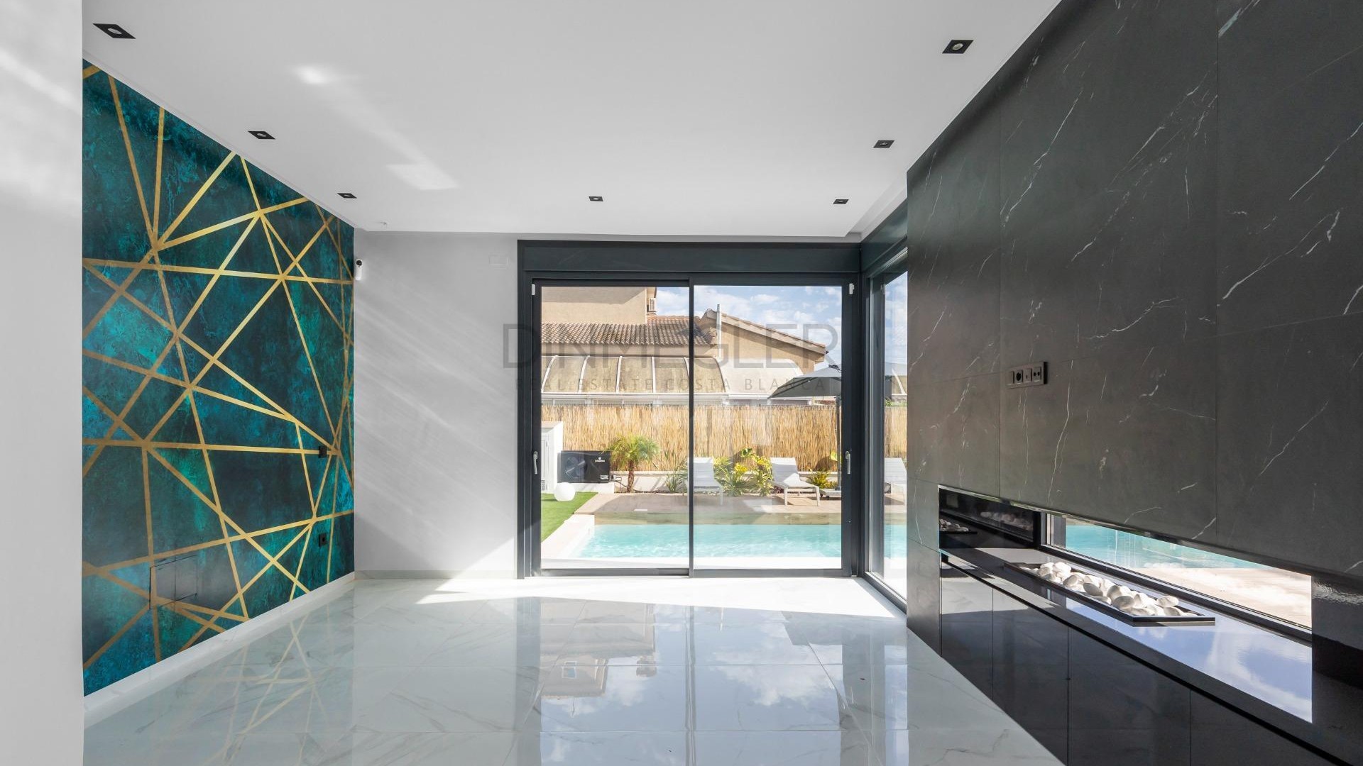 Sale - Detached Villa -
Torrevieja - Torreta florida