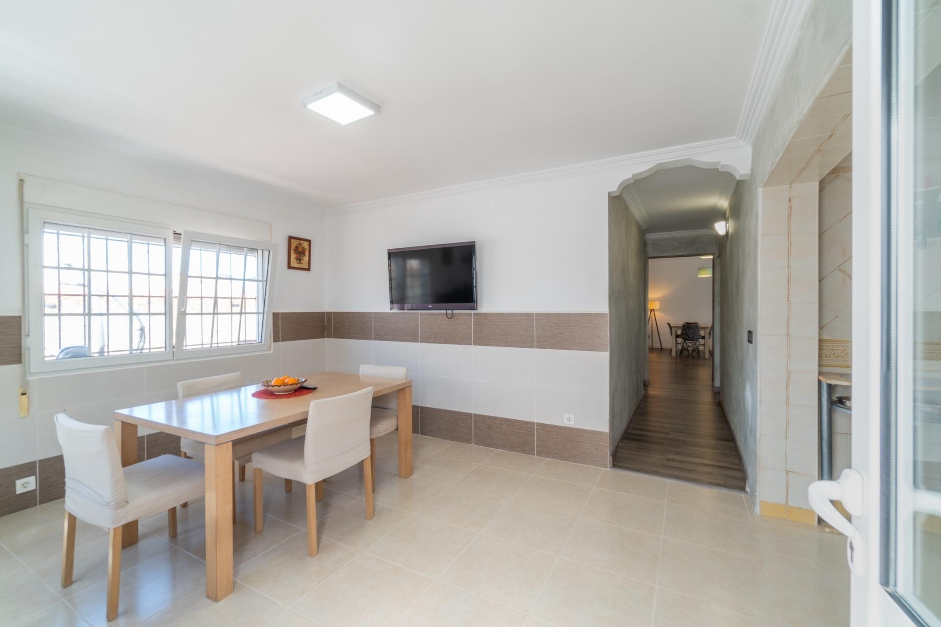 Sale - Detached Villa -
Torrevieja - Torreta florida