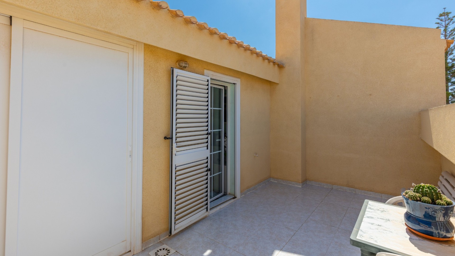 Sale - Detached Villa -
Torrevieja - Zona los Frutales
