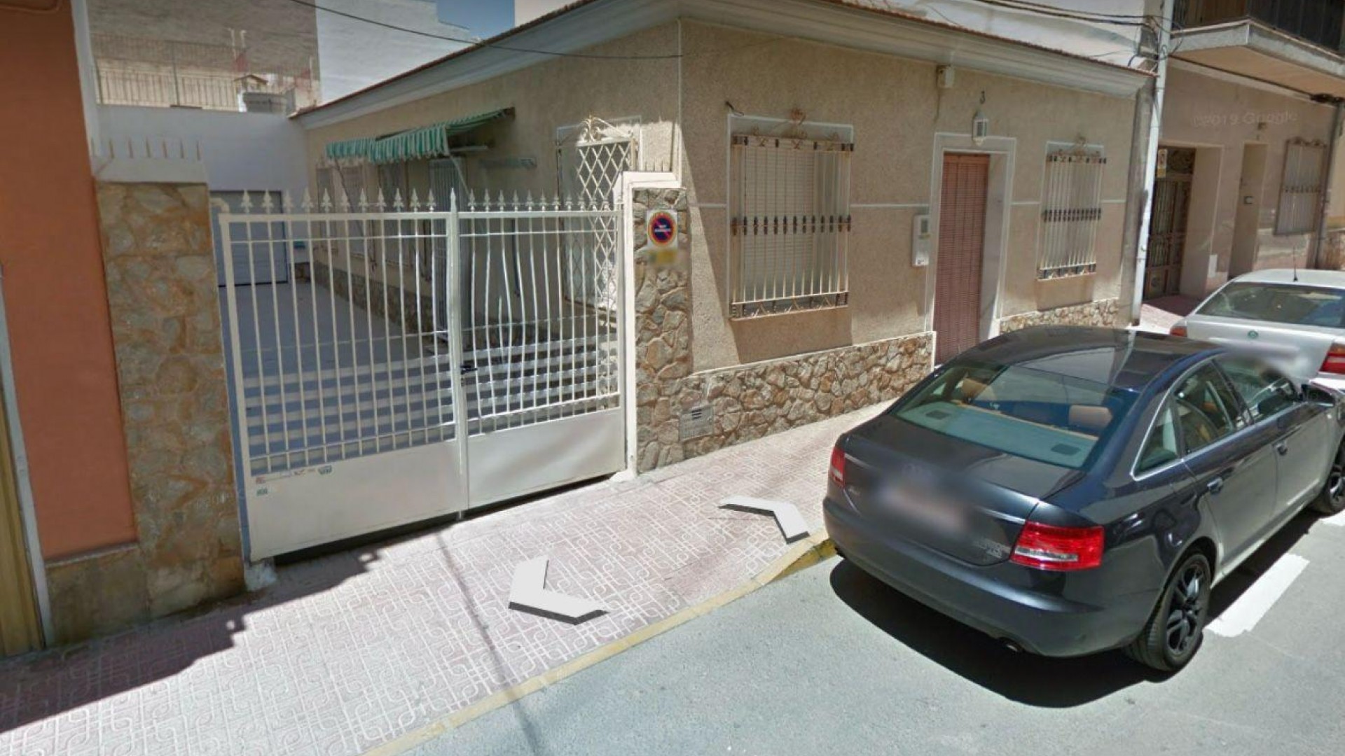 Sale - Detached Villa -
Torrevieja