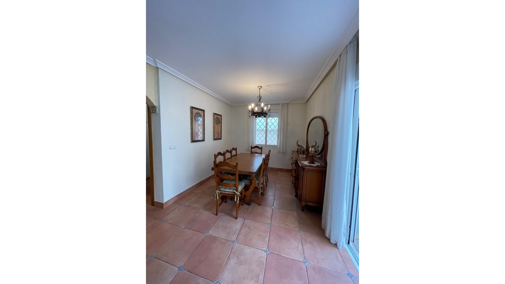 Sale - Detached Villa -
Torrevieja