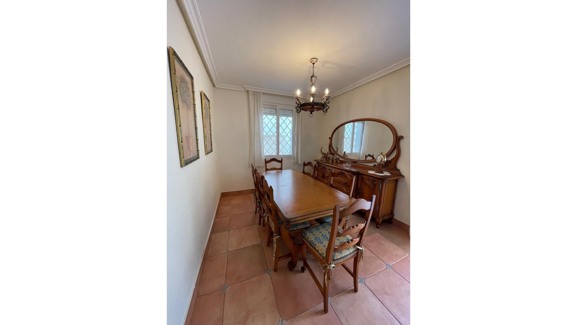 Sale - Detached Villa -
Torrevieja