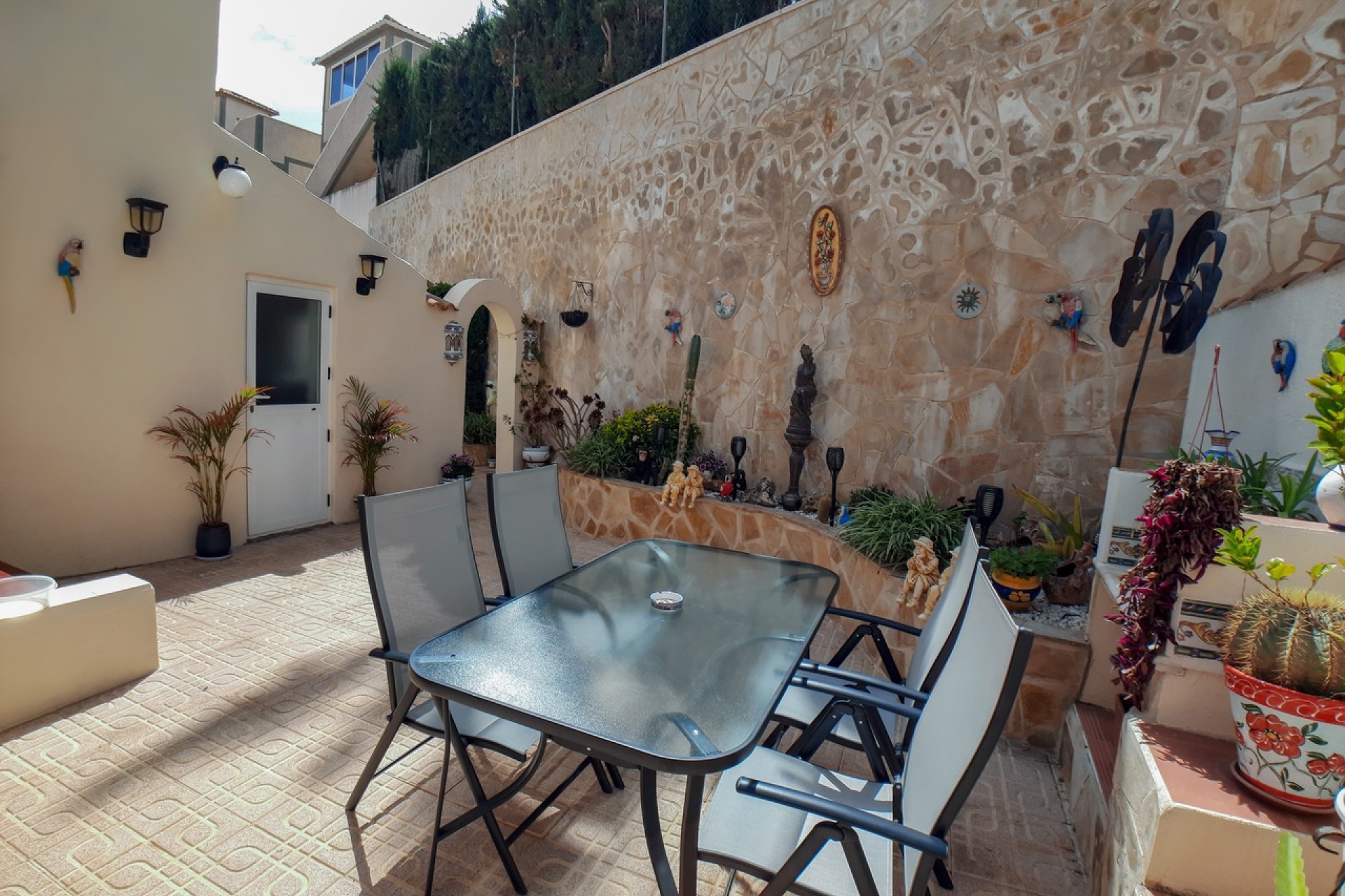 Sale - Detached Villa -
Villamartín - Costa Blanca