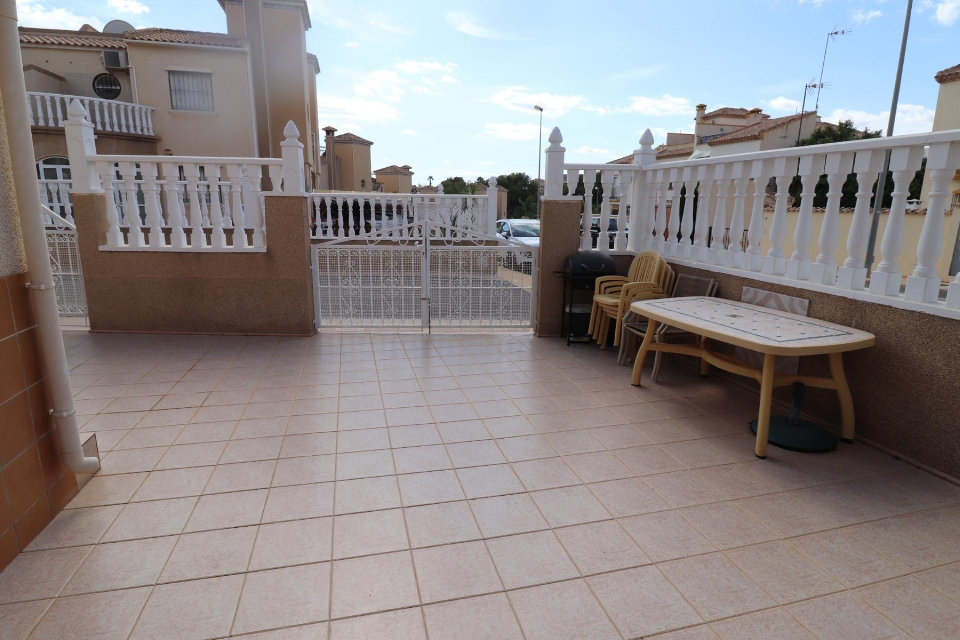 Sale - Detached Villa -
Villamartín - Costa Blanca