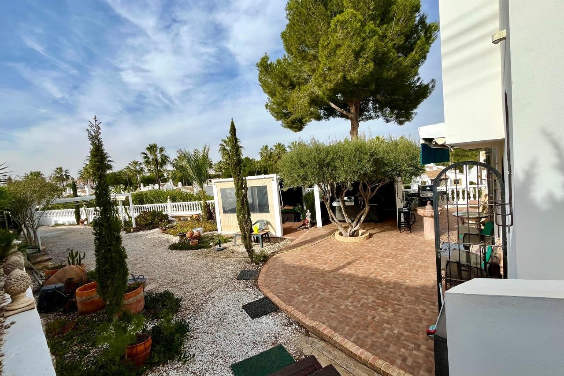 Sale - Detached Villa -
Villamartín - Costa Blanca