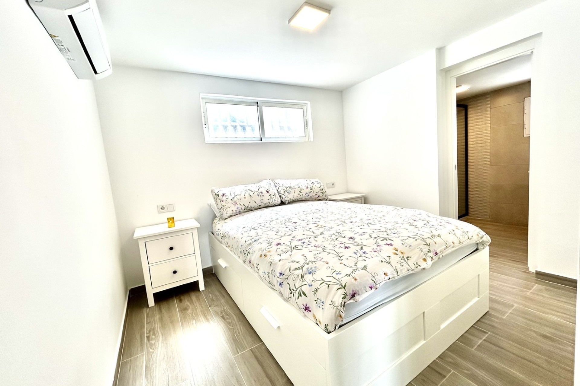 Sale - Detached Villa -
Villamartín - Costa Blanca