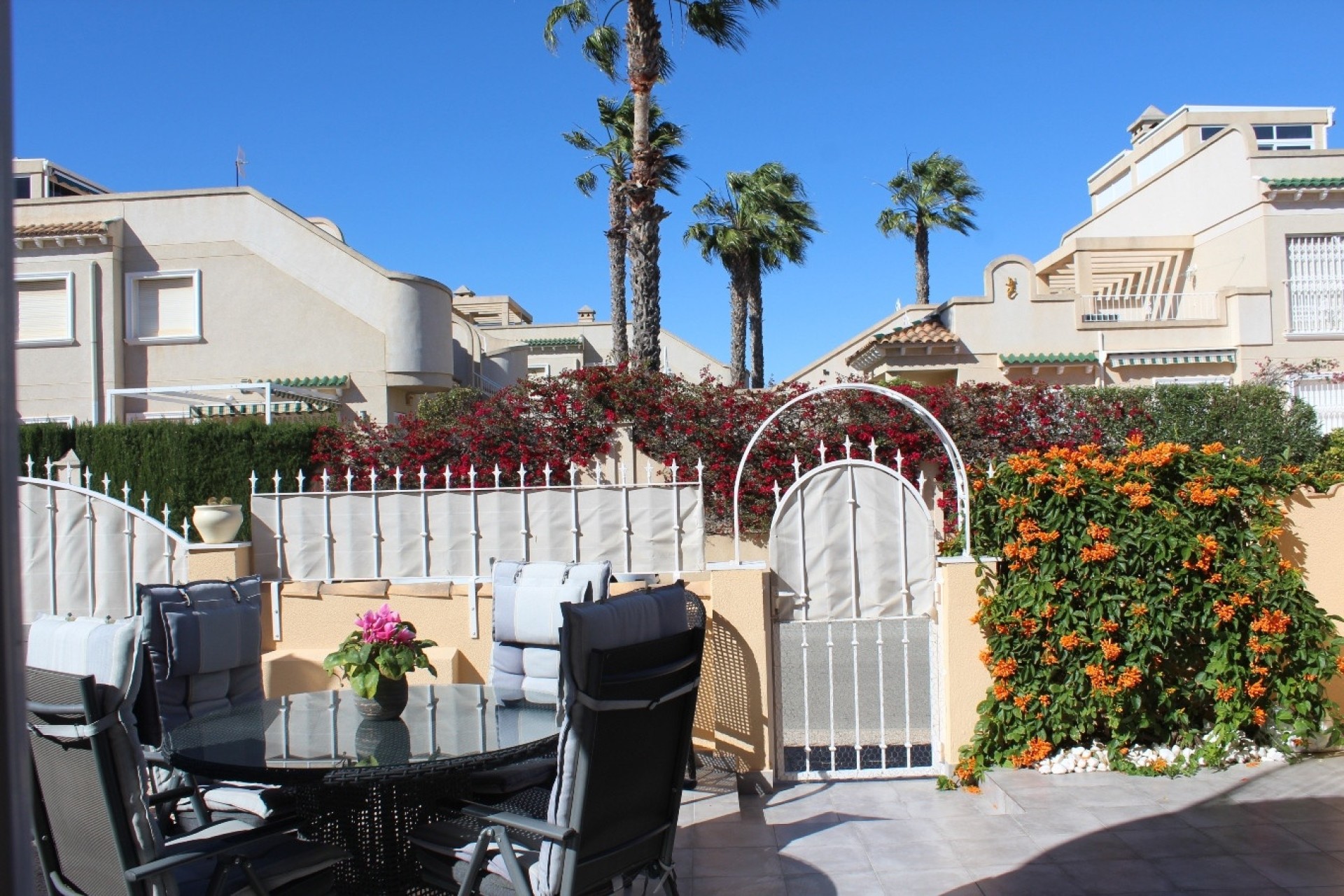 Sale - Detached Villa -
Villamartín - Costa Blanca