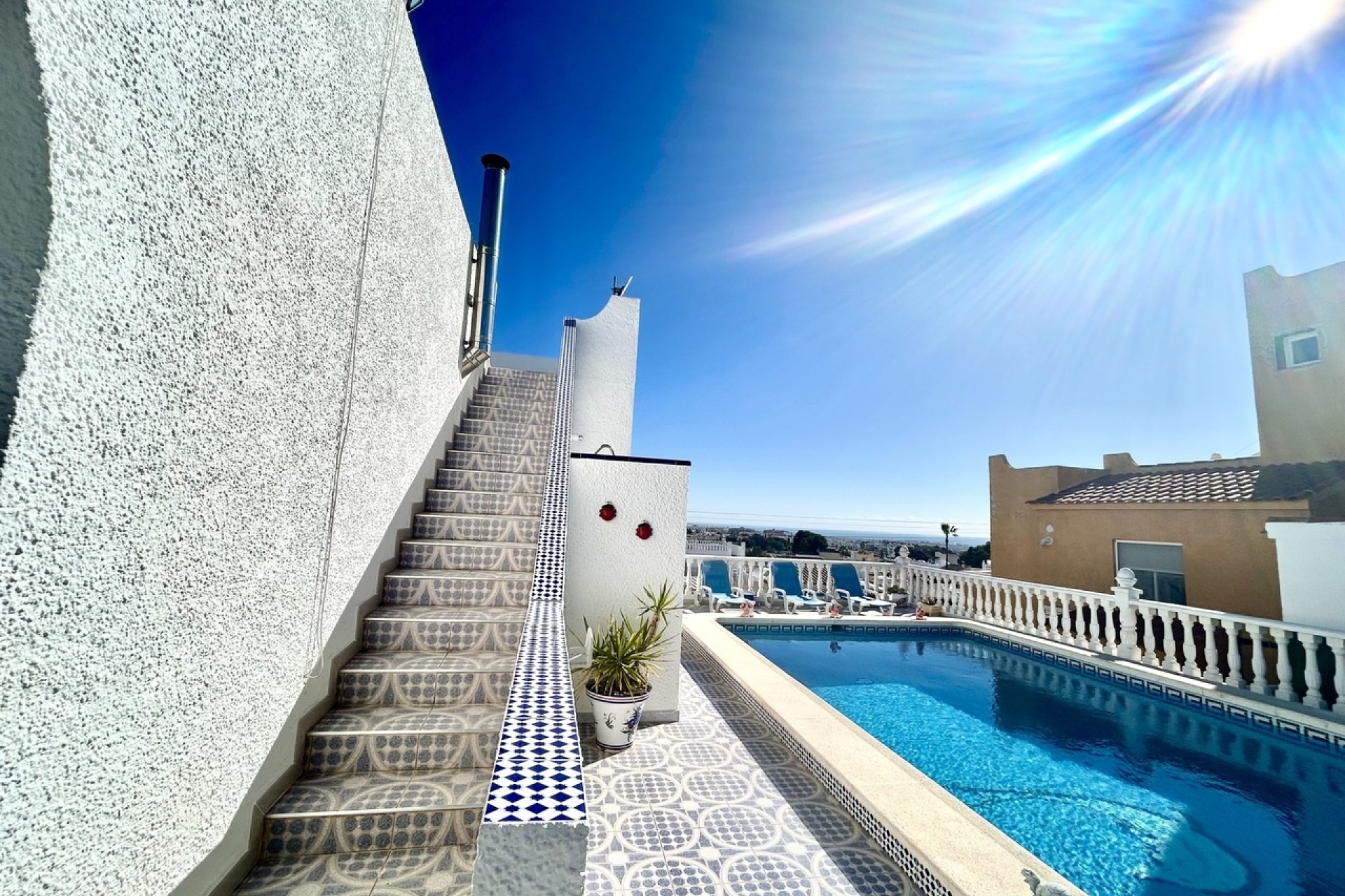 Sale - Detached Villa -
Villamartín - Costa Blanca