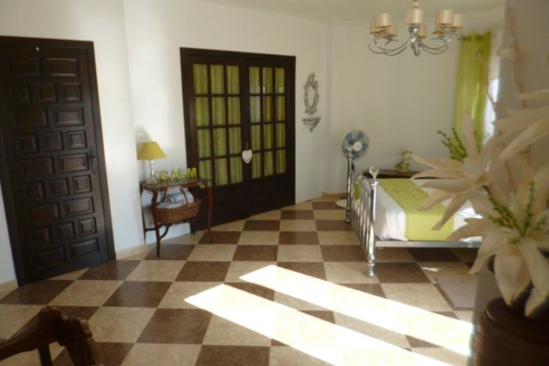 Sale - Detached Villa -
Villamartín - Costa Blanca