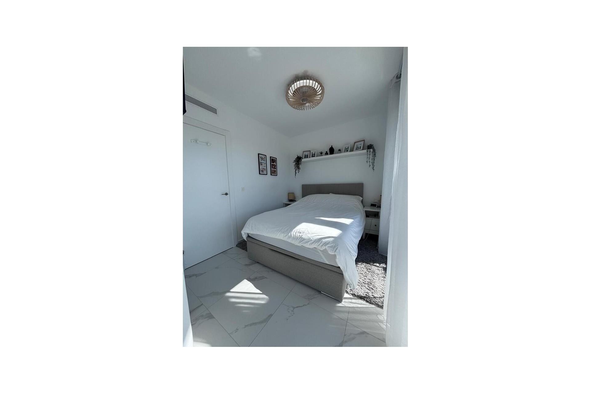 Sale - Detached Villa -
Villamartín - Costa Blanca