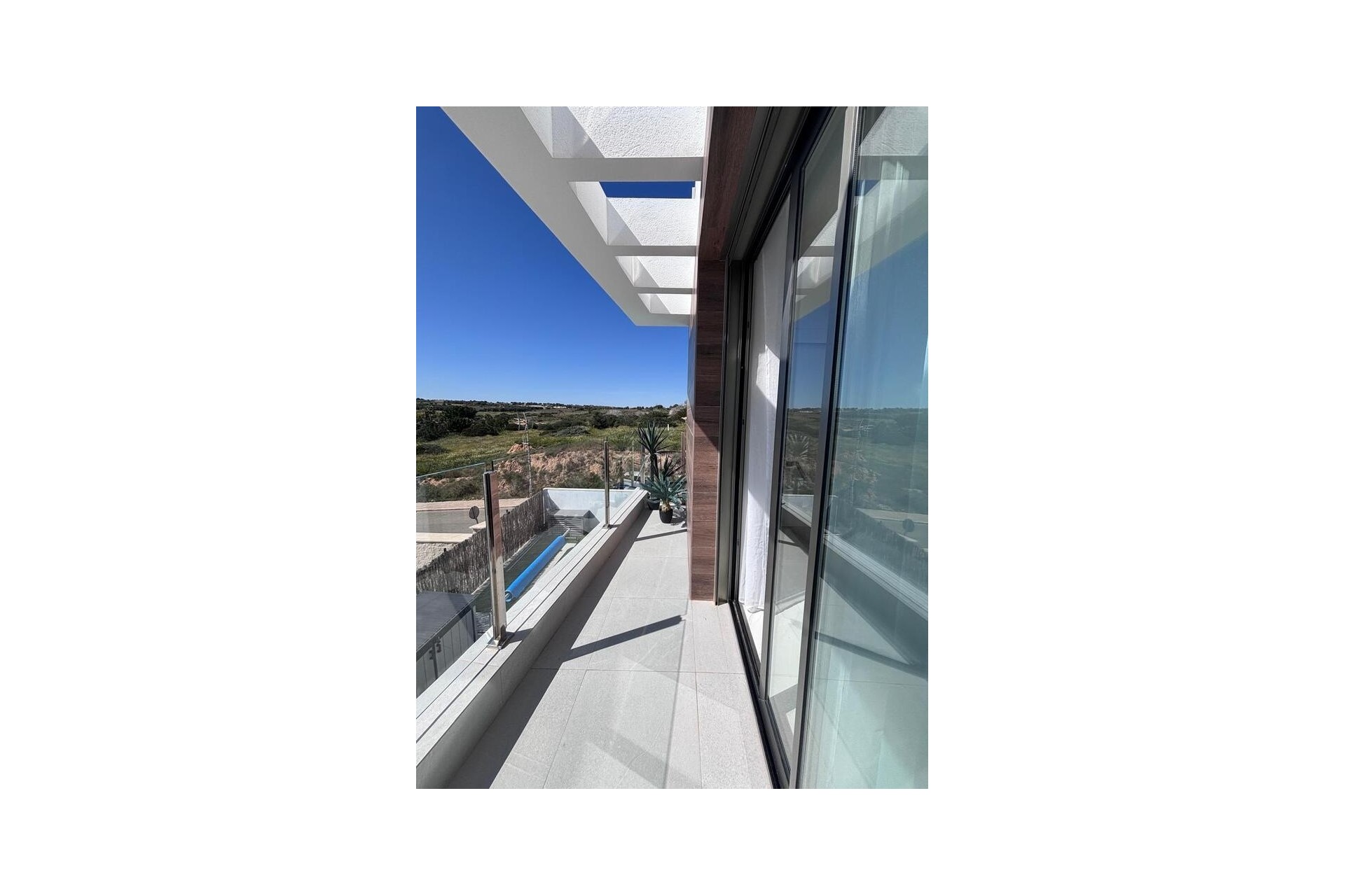 Sale - Detached Villa -
Villamartín - Costa Blanca